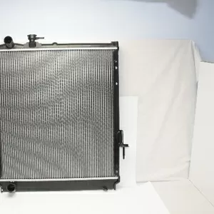Радиатор системы охлаждения двигатель 4HG1/4HG1-T для Богдан/Isuzu